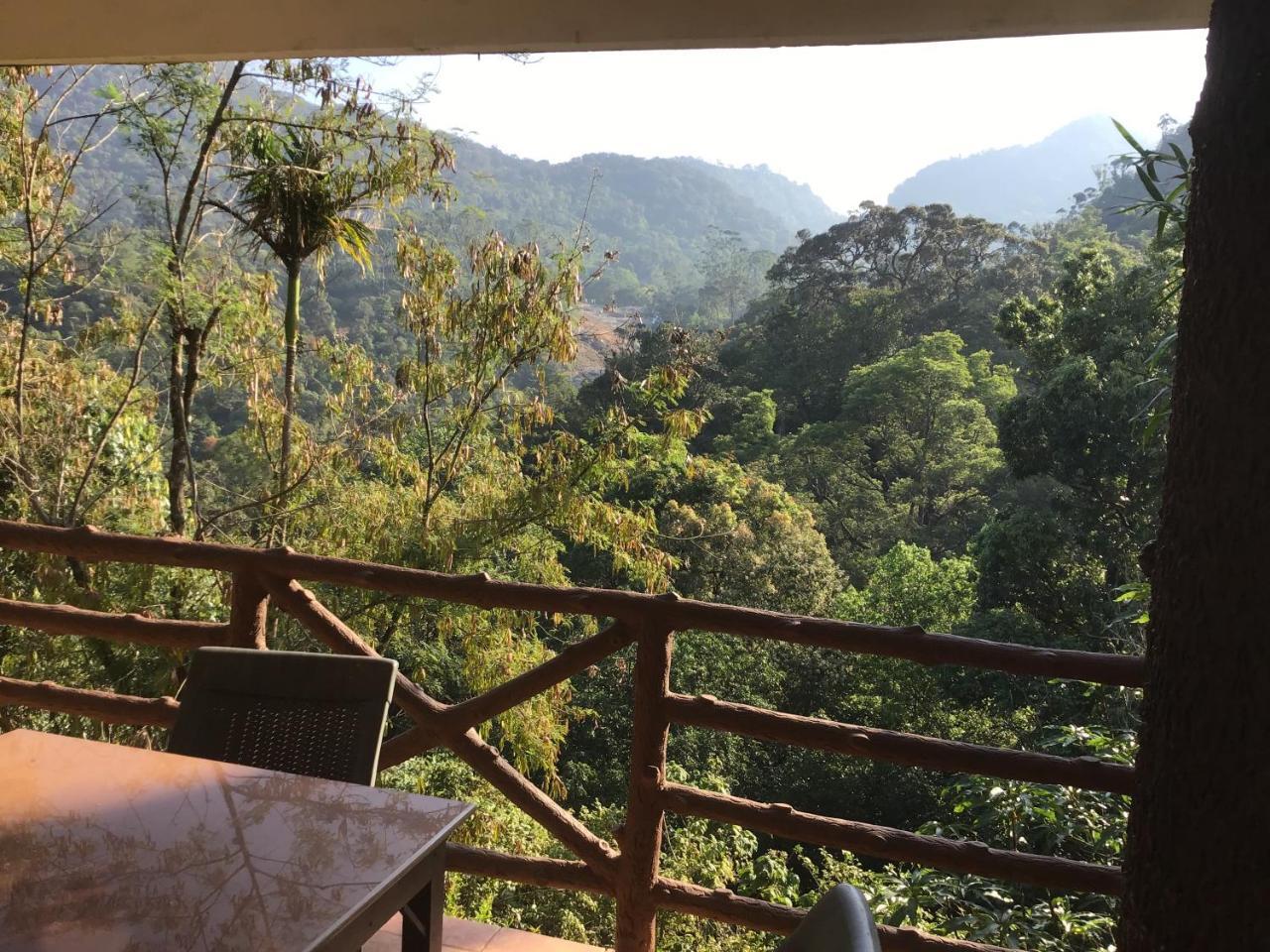 Wild Elephant Eco Friendly Resort Munnar Buitenkant foto
