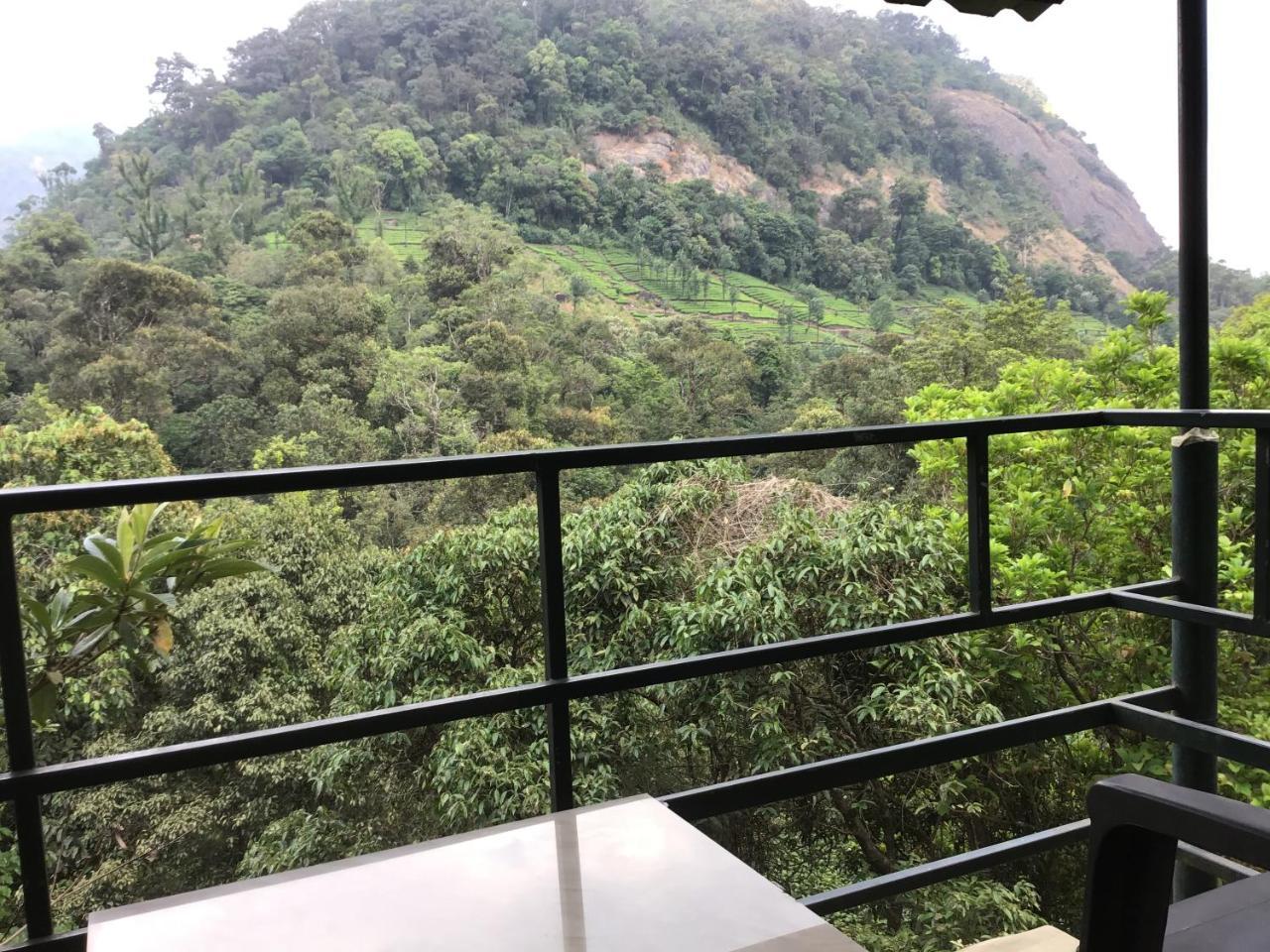 Wild Elephant Eco Friendly Resort Munnar Buitenkant foto